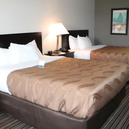 Quality Inn & Suites Port Arthur - Nederland Екстериор снимка