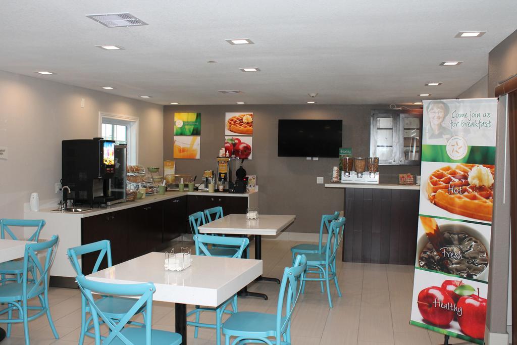 Quality Inn & Suites Port Arthur - Nederland Екстериор снимка