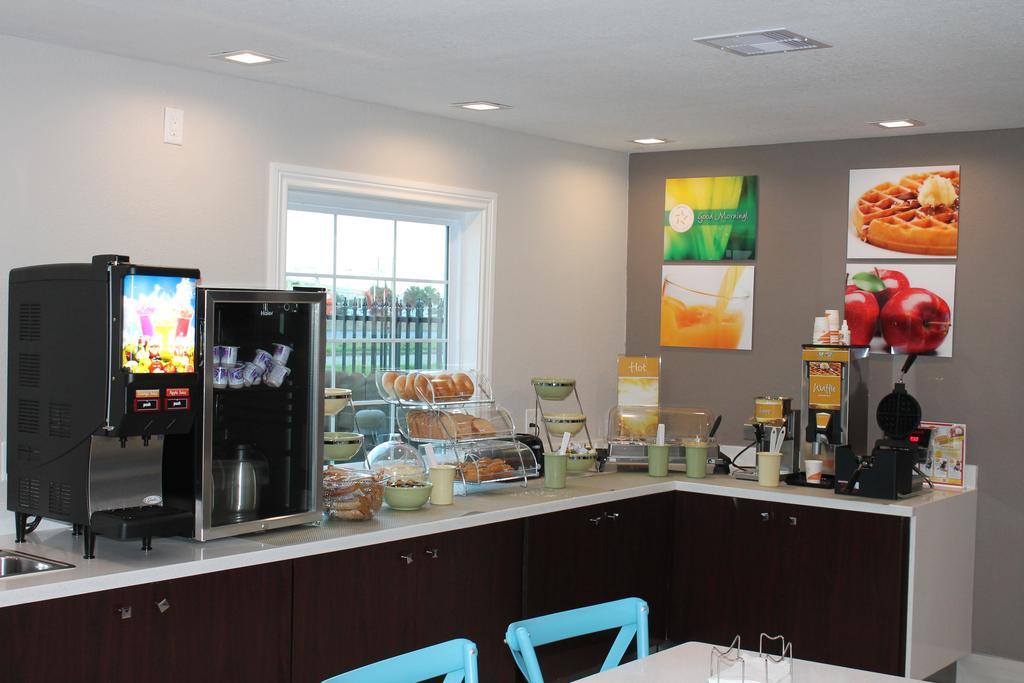 Quality Inn & Suites Port Arthur - Nederland Екстериор снимка