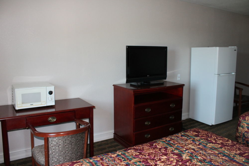 Quality Inn & Suites Port Arthur - Nederland Екстериор снимка