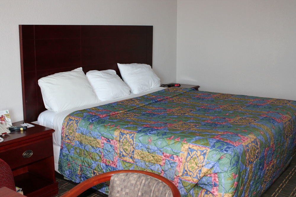 Quality Inn & Suites Port Arthur - Nederland Екстериор снимка