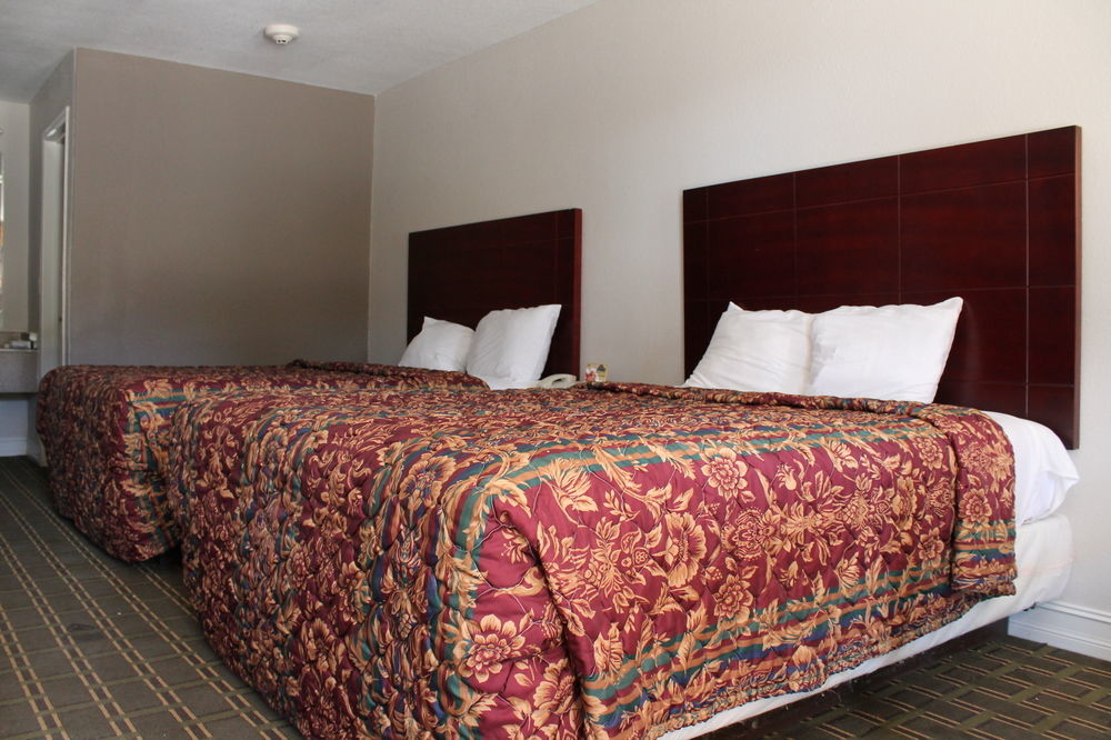 Quality Inn & Suites Port Arthur - Nederland Екстериор снимка
