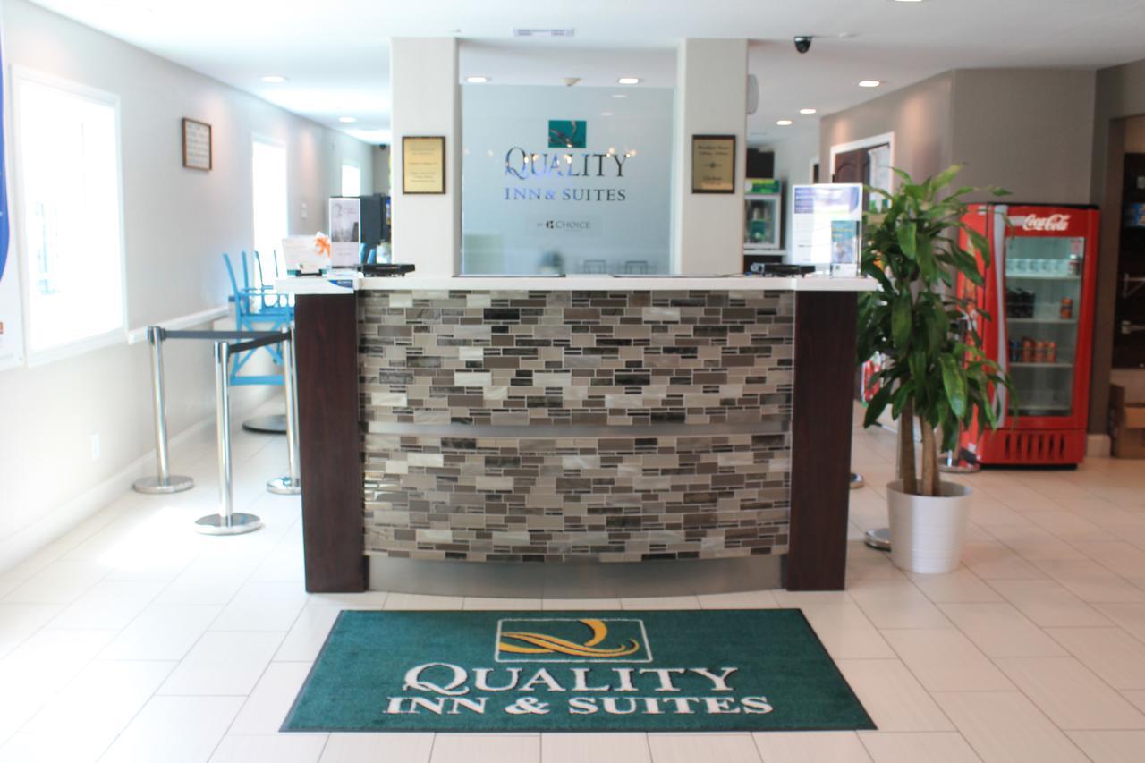 Quality Inn & Suites Port Arthur - Nederland Екстериор снимка