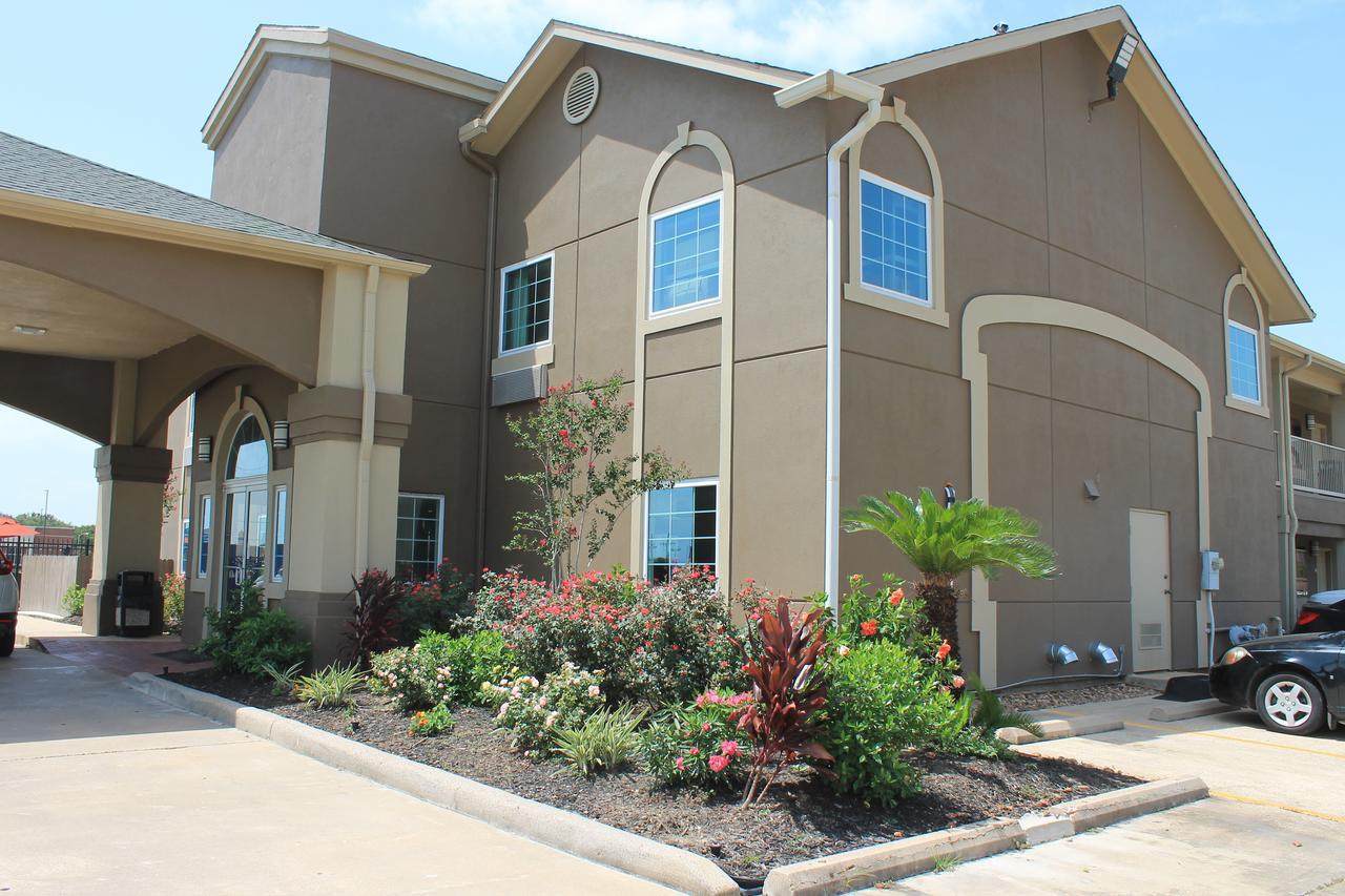 Quality Inn & Suites Port Arthur - Nederland Екстериор снимка