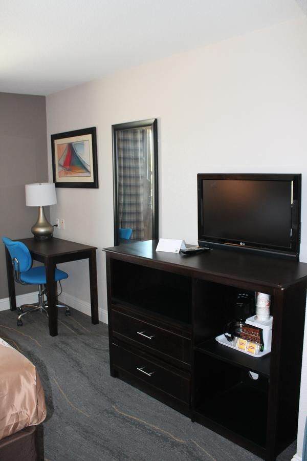 Quality Inn & Suites Port Arthur - Nederland Екстериор снимка